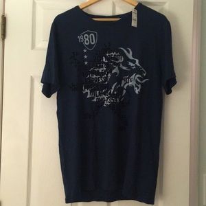 NWT Navy blue graphic tee by Express. Men’s Large.